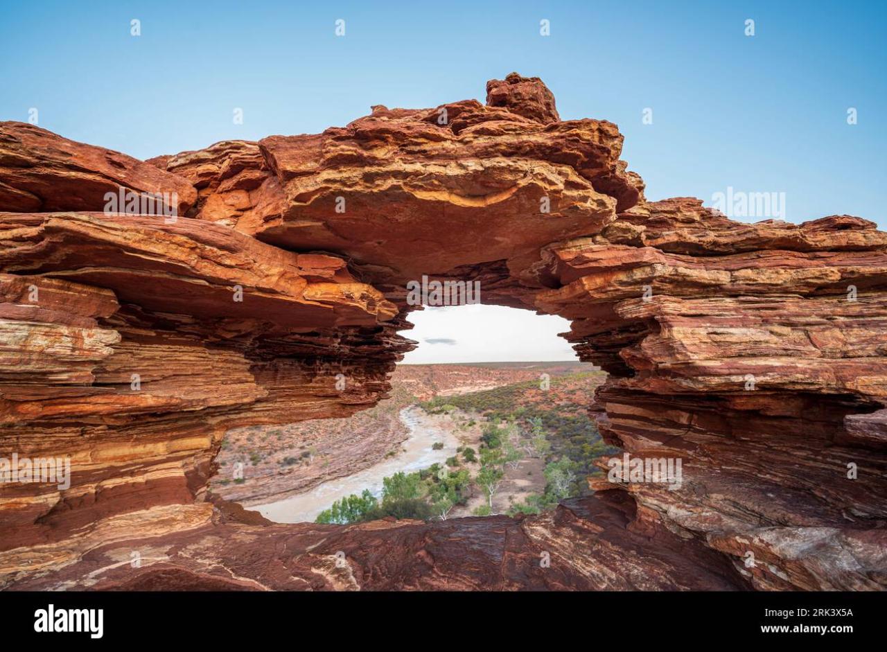 Frozen window condensation hi-res stock photography and images - Alamy