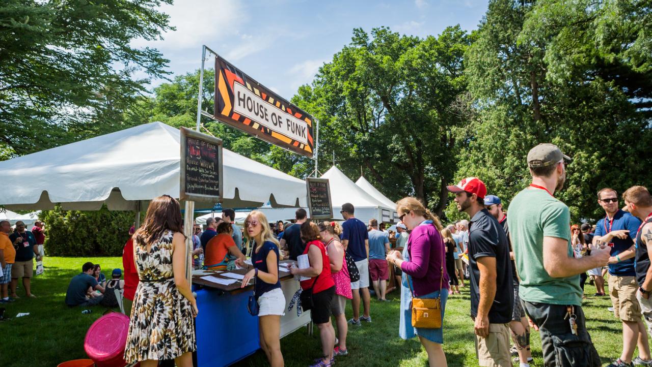 Fat Rosie’s in Naperville expands with a new location | What Now Chicago